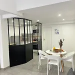 Danburry Apartman *